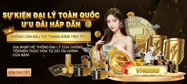Bàn Poker với chip và bài